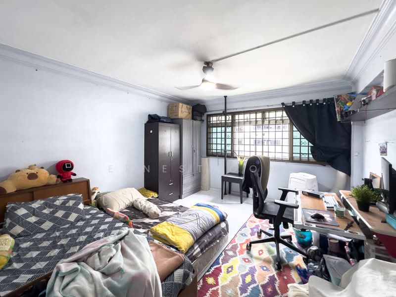 322 Woodlands Street 32, 322 Woodlands Street 32, 3 Bedrooms, 1,313 sqft, HDB Flat For Sale, by Ernest Goh, 500216600 - Bedroom - PropertyGuru.com.sg