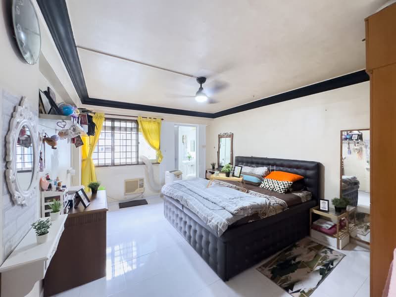 322 Woodlands Street 32, 322 Woodlands Street 32, 3 Bedrooms, 1,313 sqft, HDB Flat For Sale, by Ernest Goh, 500216600 - Bedroom - PropertyGuru.com.sg