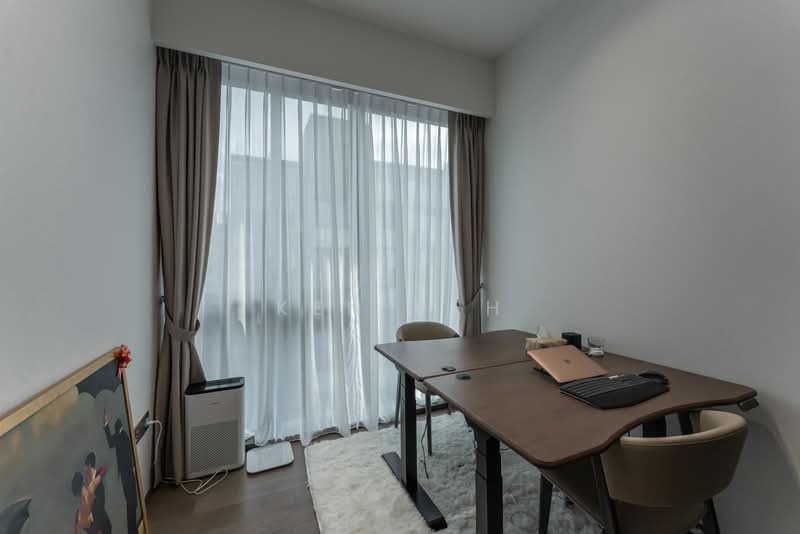 Leedon Green, 34 Leedon Heights, 2 Bedrooms, 700 sqft, Condominium For Sale, by Ken Peh, 500216606 - Study - PropertyGuru.com.sg