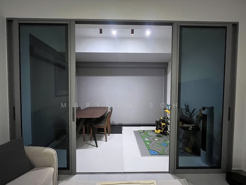 Ascentia Sky, 3 Alexandra View, 2 Bedrooms, 1,012 sqft, Apartment For Sale, by Marissa Soh, 500216607 - Balcony with Zip Track Installed  - PropertyGuru.com.sg