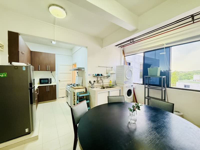 Botanic Gardens View, 19 Taman Serasi, Room Rental, 200 sqft, Apartment For Rent, by Young Chng, 500216615 - Kitchen - PropertyGuru.com.sg