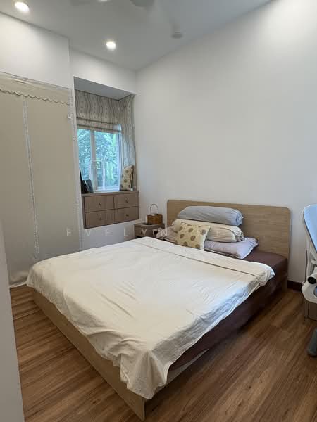 Fontaine Parry, 67 Poh Huat Road, 2 Bedrooms, 1,066 sqft, Condominium For Sale, by Evelyn Peh, 500216616 - Master Bedroom - PropertyGuru.com.sg