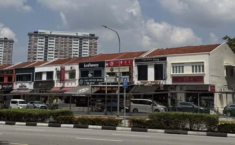 Upper Thomson Road Shop Houses, 272 Upper Thomson Road, 1,900 sqft, Shop / Shophouse For Rent, by Cannis Tan, 500216620 - Exterior - CommercialGuru.com.sg