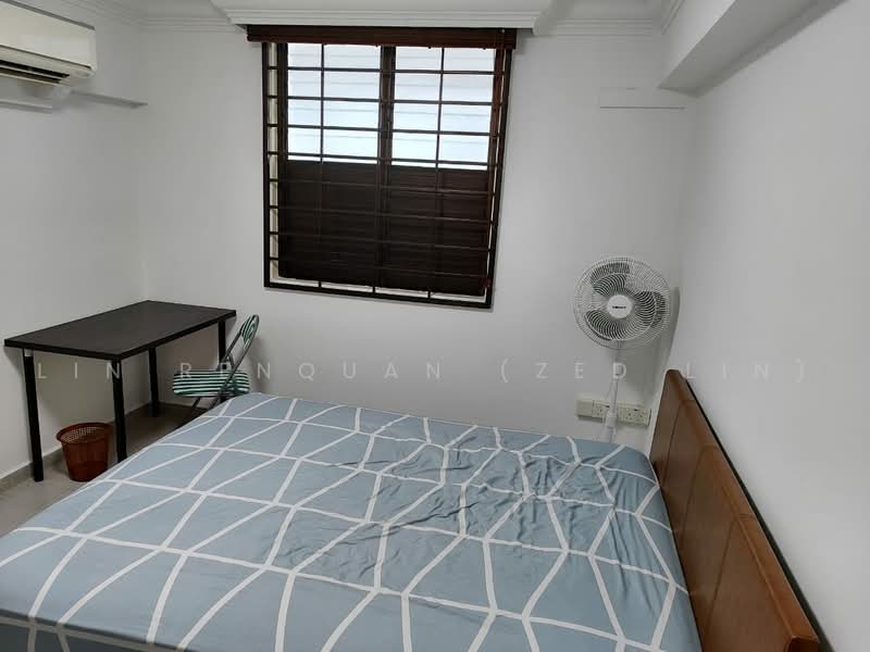 38 Lorong 5 Toa Payoh, 38 Lorong 5 Toa Payoh, 2 Bedrooms, 721 sqft, HDB Flat For Sale, by Lin Renquan (Zed Lin), 500216622 - Bedroom - PropertyGuru.com.sg