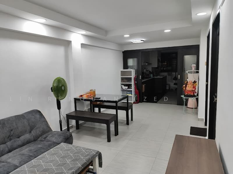 38 Lorong 5 Toa Payoh, 38 Lorong 5 Toa Payoh, 2 Bedrooms, 721 sqft, HDB Flat For Sale, by Lin Renquan (Zed Lin), 500216622 - Living Room - PropertyGuru.com.sg