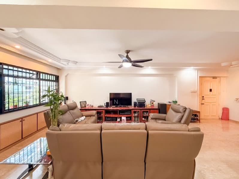 724 Tampines Street 71, 724 Tampines Street 71, Pasir Ris / Tampines, 4 Bedrooms, 1,345 sqft, HDB Flat For Sale, by Alan Ng, 500216629 - Living Room - PropertyGuru.com.sg