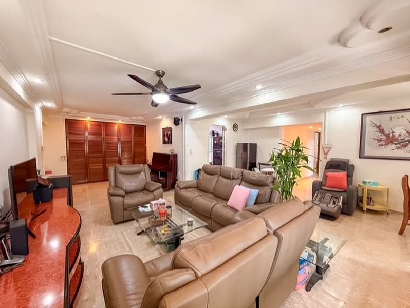 724 Tampines Street 71, 724 Tampines Street 71, Pasir Ris / Tampines, 4 Bedrooms, 1,345 sqft, HDB Flat For Sale, by Alan Ng, 500216629 - Living Room - PropertyGuru.com.sg
