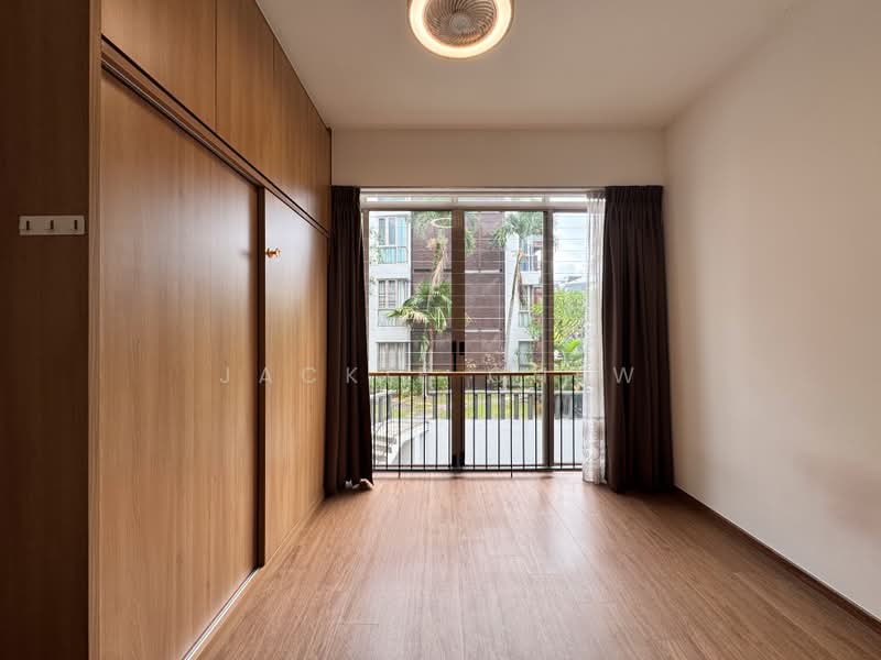 Palm Grove Condo, 19 Palm Grove Avenue, 3 Bedrooms, 1,281 sqft, Condominium For Sale, by Jackie Chew, 500216638 - Balcony - PropertyGuru.com.sg
