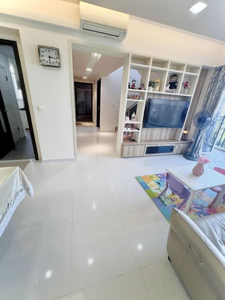 Heron Bay, 61 Upper Serangoon View, 4 Bedrooms, 2,002 sqft, Executive Condominium For Sale, by Silvia Yang, 500216642 - PropertyGuru.com.sg