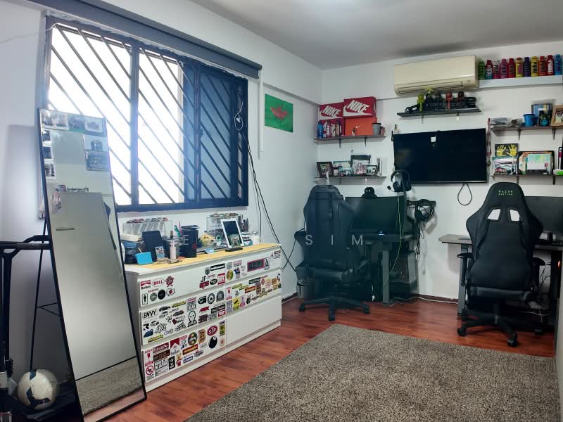 101 Bedok Reservoir Road, 101 Bedok Reservoir Road, Bedok / Upper East Coast, 3 Bedrooms, 1,033 sqft, HDB Flat For Sale, by Ezra Sim, 500216644 - Study - PropertyGuru.com.sg