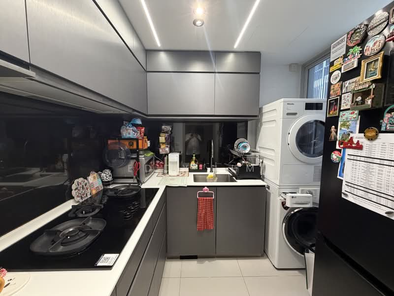 Ecopolitan, 128 Punggol Walk, 3 Bedrooms, 893 sqft, Executive Condominium For Sale, by Eddy Lim, 500216645 - Kitchen - PropertyGuru.com.sg