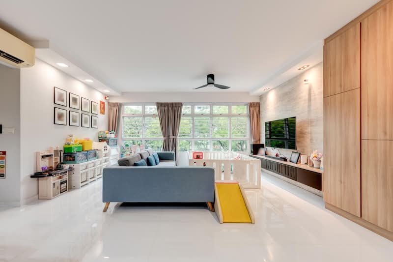 450B Bukit Batok West Avenue 6, 450B Bukit Batok West Avenue 6, 3 Bedrooms, 1,216 sqft, HDB Flat For Sale, by Roy Goh, 500216647 - Living Room - PropertyGuru.com.sg