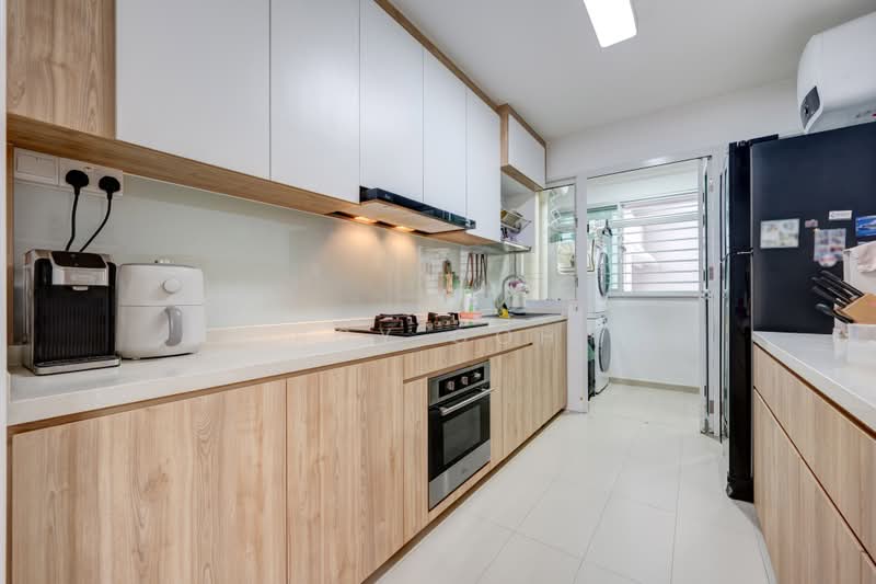 450B Bukit Batok West Avenue 6, 450B Bukit Batok West Avenue 6, 3 Bedrooms, 1,216 sqft, HDB Flat For Sale, by Roy Goh, 500216647 - Kitchen - PropertyGuru.com.sg