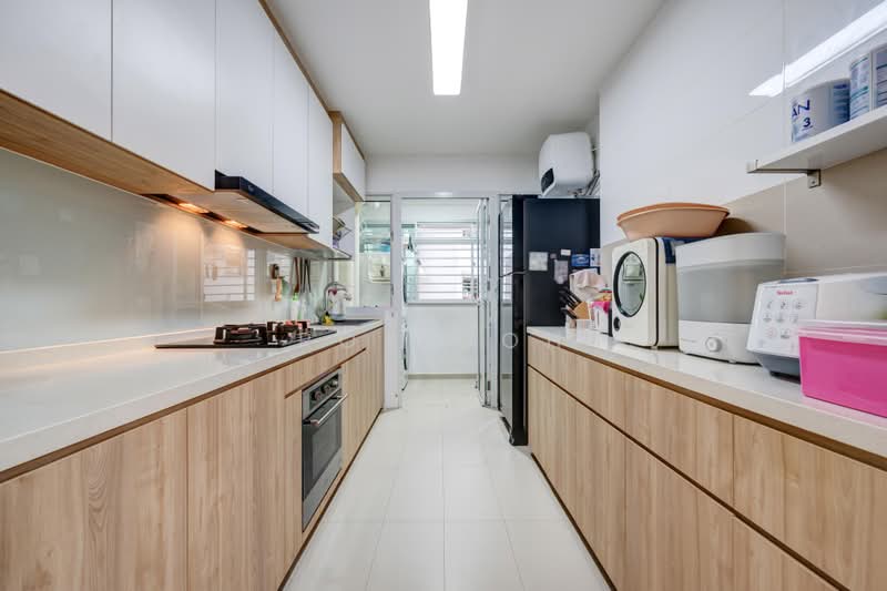 450B Bukit Batok West Avenue 6, 450B Bukit Batok West Avenue 6, 3 Bedrooms, 1,216 sqft, HDB Flat For Sale, by Roy Goh, 500216647 - Kitchen - PropertyGuru.com.sg