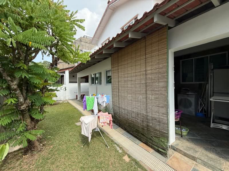 ✨D21 large land corner terrace✨1km Nan Hua ✨spacious living✨parks two cars, Sunset walk sunset way sunset grove sunset place, 5 Bedrooms, 3,500 sqft, Corner Terrace For Sale, by Renee Gan, 500216657 - Exterior - PropertyGuru.com.sg