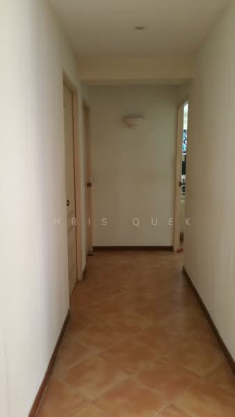 645 Jurong West Street 61, 645 Jurong West Street 61, 4 Bedrooms, 1,292 sqft, HDB Flat For Sale, by Chris Quek, 500216659 - Corridor - PropertyGuru.com.sg