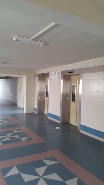645 Jurong West Street 61, 645 Jurong West Street 61, 4 Bedrooms, 1,292 sqft, HDB Flat For Sale, by Chris Quek, 500216659 - Corridor - PropertyGuru.com.sg