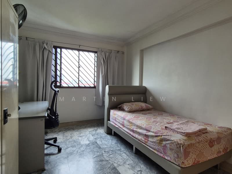 238 Jurong East Street 21, 238 Jurong East Street 21, Room Rental, 80 sqft, HDB Flat For Rent, by Martin Liew, 500216670 - Bedroom - PropertyGuru.com.sg