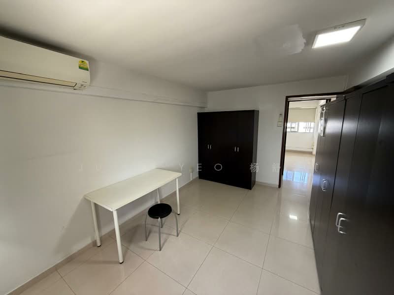 214 Lorong 8 Toa Payoh, 214 Lorong 8 Toa Payoh, 3 Bedrooms, 882 sqft, HDB Flat For Sale, by Julia Yeo 杨舒慧, 500216671 - Interior - PropertyGuru.com.sg