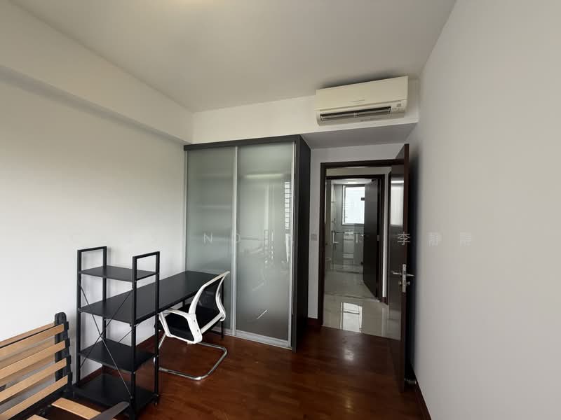 Hillsta, Phoenix Road, 2 Bedrooms, 990 sqft, Condominium For Sale, by Cassandra Li 李静静, 500216684 - Common bedroom - PropertyGuru.com.sg