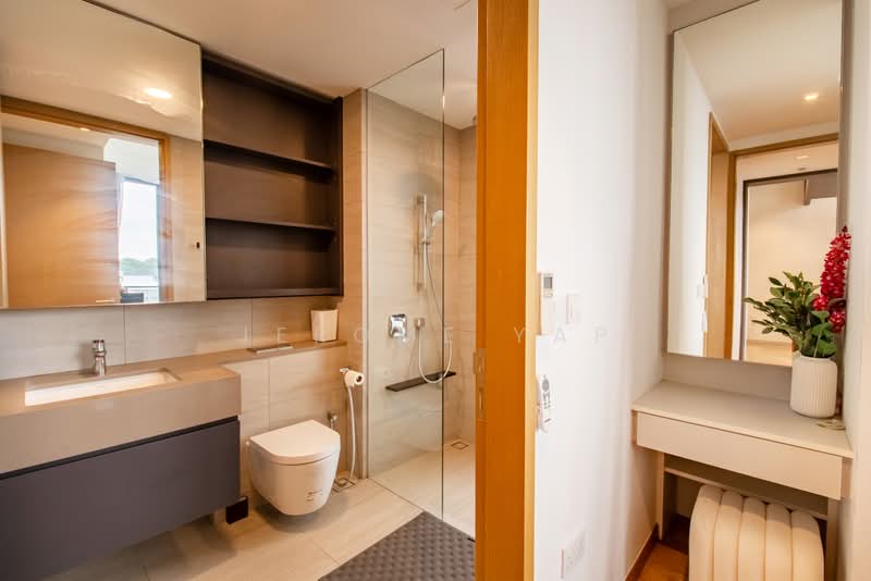 The Essence, 1 Chong Kuo Road, 2 Bedrooms, 1,001 sqft, Condominium For Sale, by Jerome Yap, 500216687 - Bathroom - PropertyGuru.com.sg