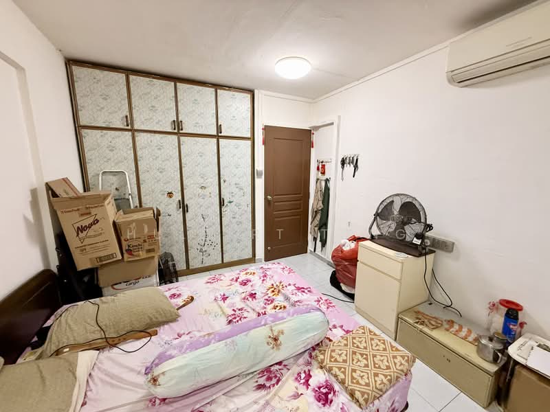 335 Serangoon Avenue 3, 335 Serangoon Avenue 3, 3 Bedrooms, 904 sqft, HDB Flat For Sale, by Hulbert Teng, 500216691 - Bedroom - PropertyGuru.com.sg
