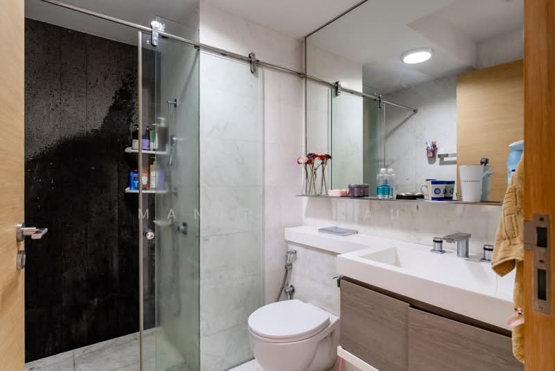 Silversea, 50 Marine Parade Road, 3 Bedrooms, 1,572 sqft, Condominium For Sale, by Manfred Lau, 500216692 - Bathroom - PropertyGuru.com.sg