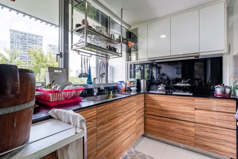Silversea, 50 Marine Parade Road, 3 Bedrooms, 1,572 sqft, Condominium For Sale, by Manfred Lau, 500216692 - Kitchen - PropertyGuru.com.sg