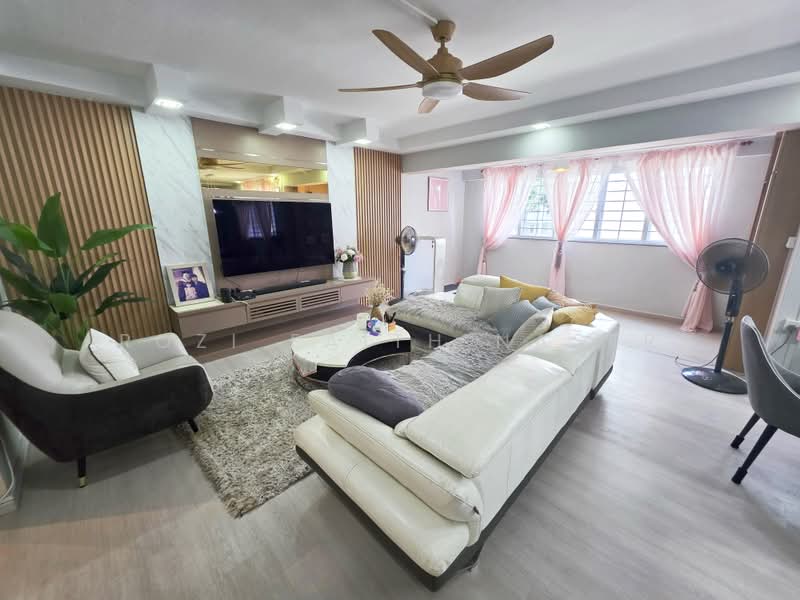 101 Gangsa Road, 101 Gangsa Road, 3 Bedrooms, 1,625 sqft, HDB Flat For Sale, by Rozi Faith Naser, 500216700 - Living Room - PropertyGuru.com.sg