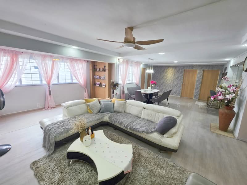 101 Gangsa Road, 101 Gangsa Road, Dairy Farm / Bukit Panjang / Choa Chu Kang, 3 Bedrooms, 1,625 sqft, HDB Flat For Sale, by Rozi Faith Naser, 500216700 - Living Room - PropertyGuru.com.sg