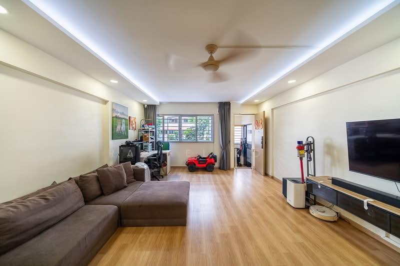 144 Tampines Street 12, 144 Tampines Street 12, 2 Bedrooms, 1,140 sqft, HDB Flat For Sale, by Rachel Koh, 500216701 - Living Room - PropertyGuru.com.sg
