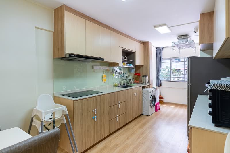 144 Tampines Street 12, 144 Tampines Street 12, 2 Bedrooms, 1,140 sqft, HDB Flat For Sale, by Rachel Koh, 500216701 - Kitchen - PropertyGuru.com.sg