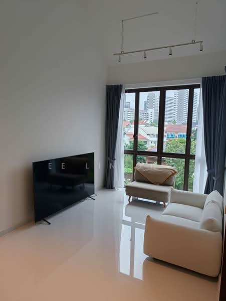 Parksuites, 22 Holland Grove Road, 2 Bedrooms, 1,173 sqft, Condominium For Rent, by Ee Lin Ong, 500216706 - Living Room - PropertyGuru.com.sg