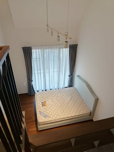 Parksuites, 22 Holland Grove Road, 2 Bedrooms, 1,173 sqft, Condominium For Rent, by Ee Lin Ong, 500216706 - Bedroom - PropertyGuru.com.sg