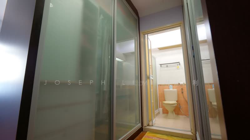 408A Fernvale Road, 408A Fernvale Road, 3 Bedrooms, 1,023 sqft, HDB Flat For Sale, by Joseph Lim 林有利, 500216716 - Bathroom - PropertyGuru.com.sg