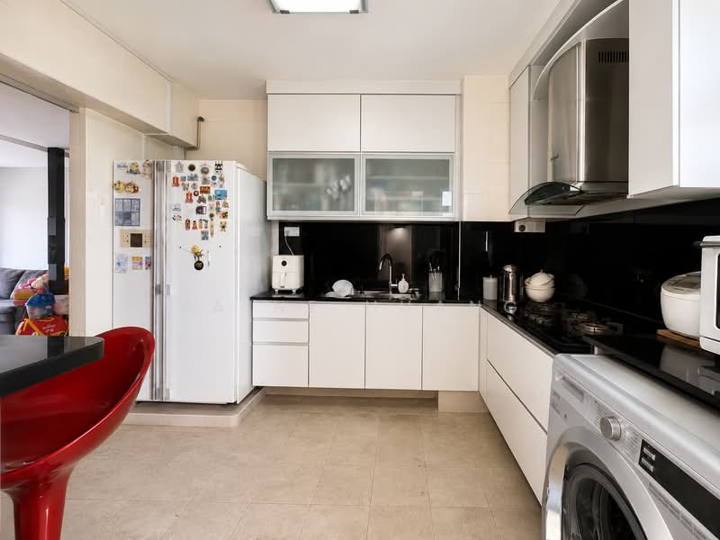 264C Compassvale Bow, 264C Compassvale Bow, 3 Bedrooms, 990 sqft, HDB Flat For Sale, by Raine Huang, 500216733 - Kitchen - PropertyGuru.com.sg