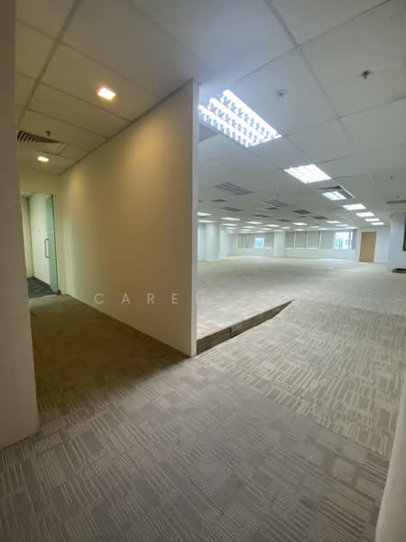 Automobile Megamart, 61 Ubi Avenue 2, 3,000 sqft, Light Industrial (B1) For Rent, by Caren Tan, 500216734 - Interior - CommercialGuru.com.sg