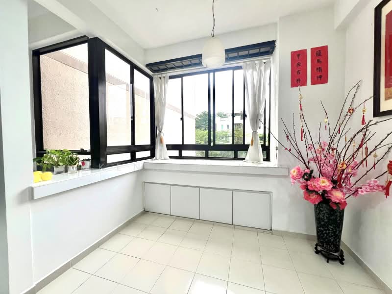 Grande Vista, 12 Cactus Drive, 3 Bedrooms, 1,367 sqft, Condominium For Sale, by Kenneth Yeo, 500216736 - Balcony - PropertyGuru.com.sg