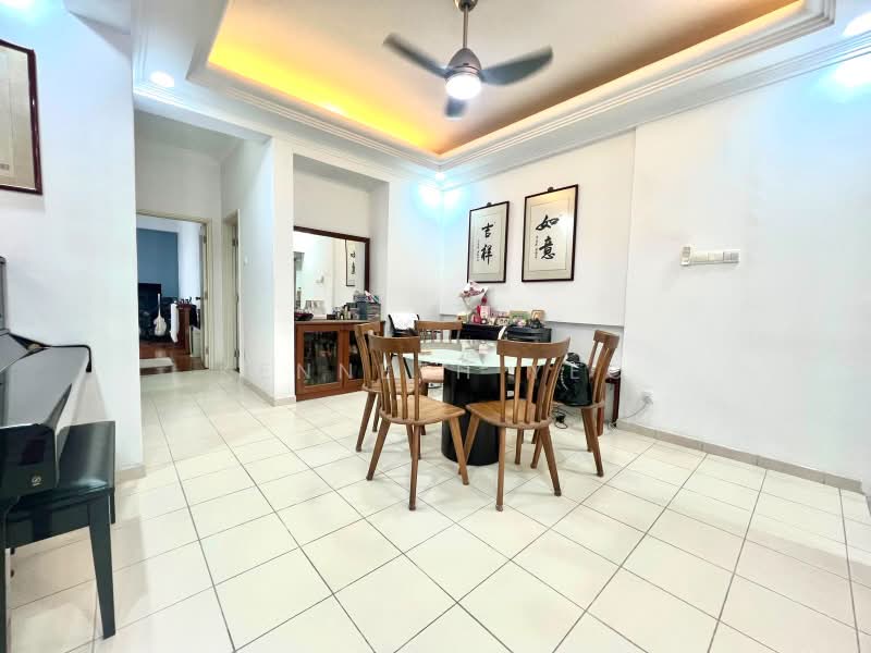 Grande Vista, 12 Cactus Drive, 3 Bedrooms, 1,367 sqft, Condominium For Sale, by Kenneth Yeo, 500216736 - Dining Room - PropertyGuru.com.sg