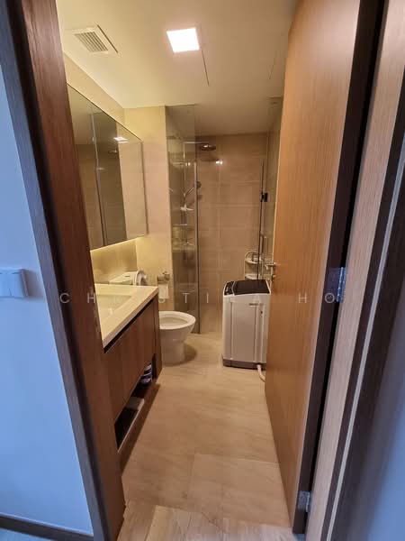 Kingsford Waterbay, 84 Upper Serangoon View, Room Rental, 300 sqft, Condominium For Rent, by Christina Ho, 500216741 - Bathroom - PropertyGuru.com.sg