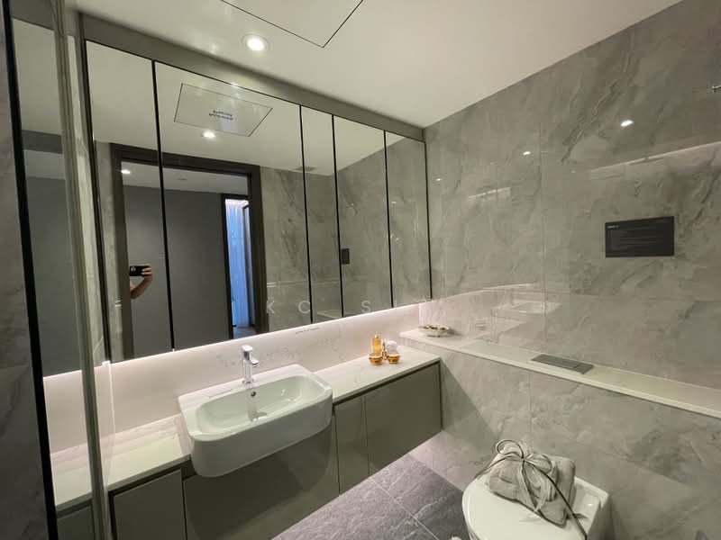 Sophia Meadow, 132 Sophia Road, Orchard / River Valley, 3 Bedrooms, 820 sqft, Condominium For Sale, by KC Sia, 500216752 - Bathroom - PropertyGuru.com.sg
