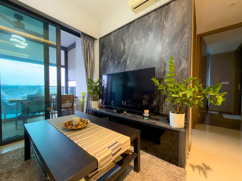 Kingsford Waterbay, 80 Upper Serangoon View, 2 Bedrooms, 689 sqft, Condominium For Sale, by Rayden Tan, 500216762 - Living Room - PropertyGuru.com.sg