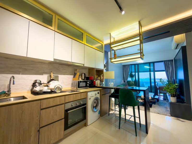 Kingsford Waterbay, 80 Upper Serangoon View, 2 Bedrooms, 689 sqft, Condominium For Sale, by Rayden Tan, 500216762 - Kitchen - PropertyGuru.com.sg