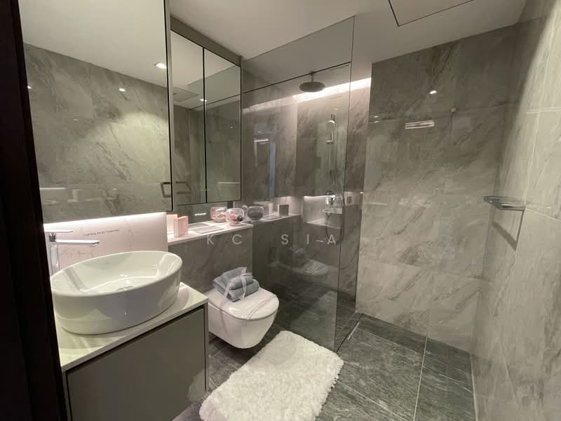 Sophia Meadow, 132 Sophia Road, Orchard / River Valley, 2 Bedrooms, 624 sqft, Condominium For Sale, by KC Sia, 500216763 - Bathroom - PropertyGuru.com.sg