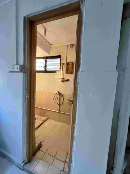 805 King George's Avenue, 805 King George's Avenue, 1 Bedroom, 473 sqft, HDB Flat For Sale, by Adrian Goh, 500216765 - Bathroom - PropertyGuru.com.sg