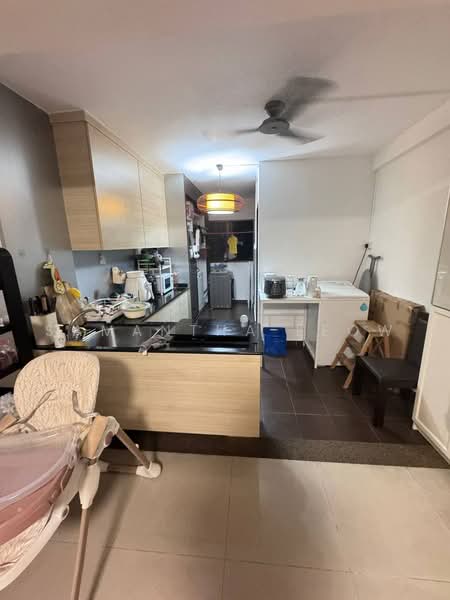 610 Woodlands Avenue 4, 610 Woodlands Avenue 4, 3 Bedrooms, 1,080 sqft, HDB Flat For Rent, by Samantha Leow, 500216771 - Kitchen - PropertyGuru.com.sg