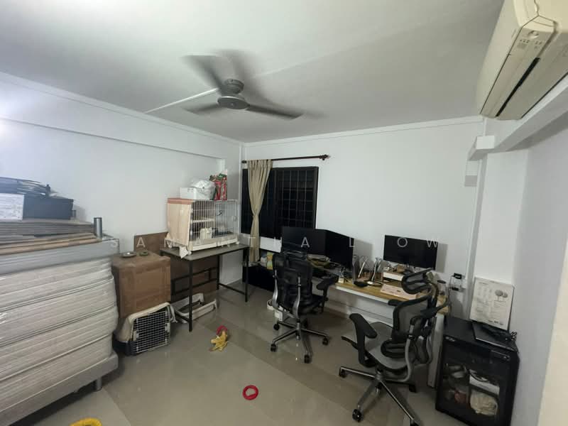 610 Woodlands Avenue 4, 610 Woodlands Avenue 4, 3 Bedrooms, 1,080 sqft, HDB Flat For Rent, by Samantha Leow, 500216771 - Study - PropertyGuru.com.sg