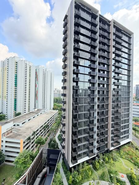 Piccadilly Grand, 5 Northumberland Road, 1 Bedroom, 517 sqft, Condominium For Sale, by Sharon Goh, 500216784 - Balcony view - PropertyGuru.com.sg