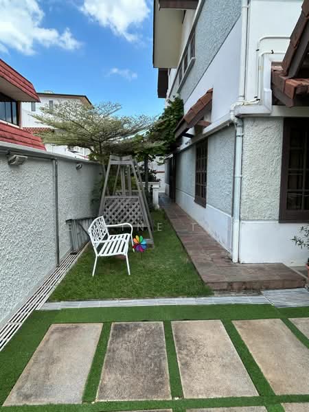Rosyth Terrace, Rosyth Terrace, 4 Bedrooms, 3,495 sqft, Corner Terrace For Sale, by Elaine Teo, 500216791 - Garden - PropertyGuru.com.sg