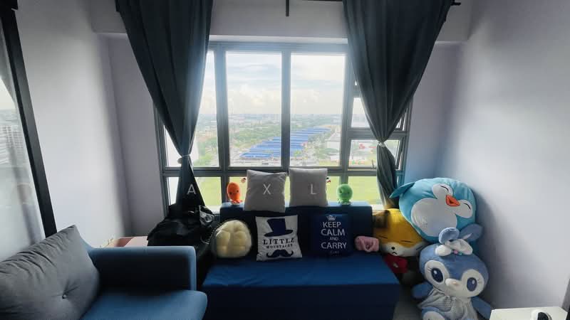 377B Hougang Street 32, 377B Hougang Street 32, 3 Bedrooms, 1,012 sqft, HDB Flat For Sale, by Alex Lee, 500216794 - Living Room - PropertyGuru.com.sg